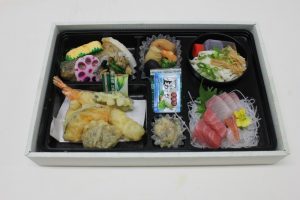パック2500円